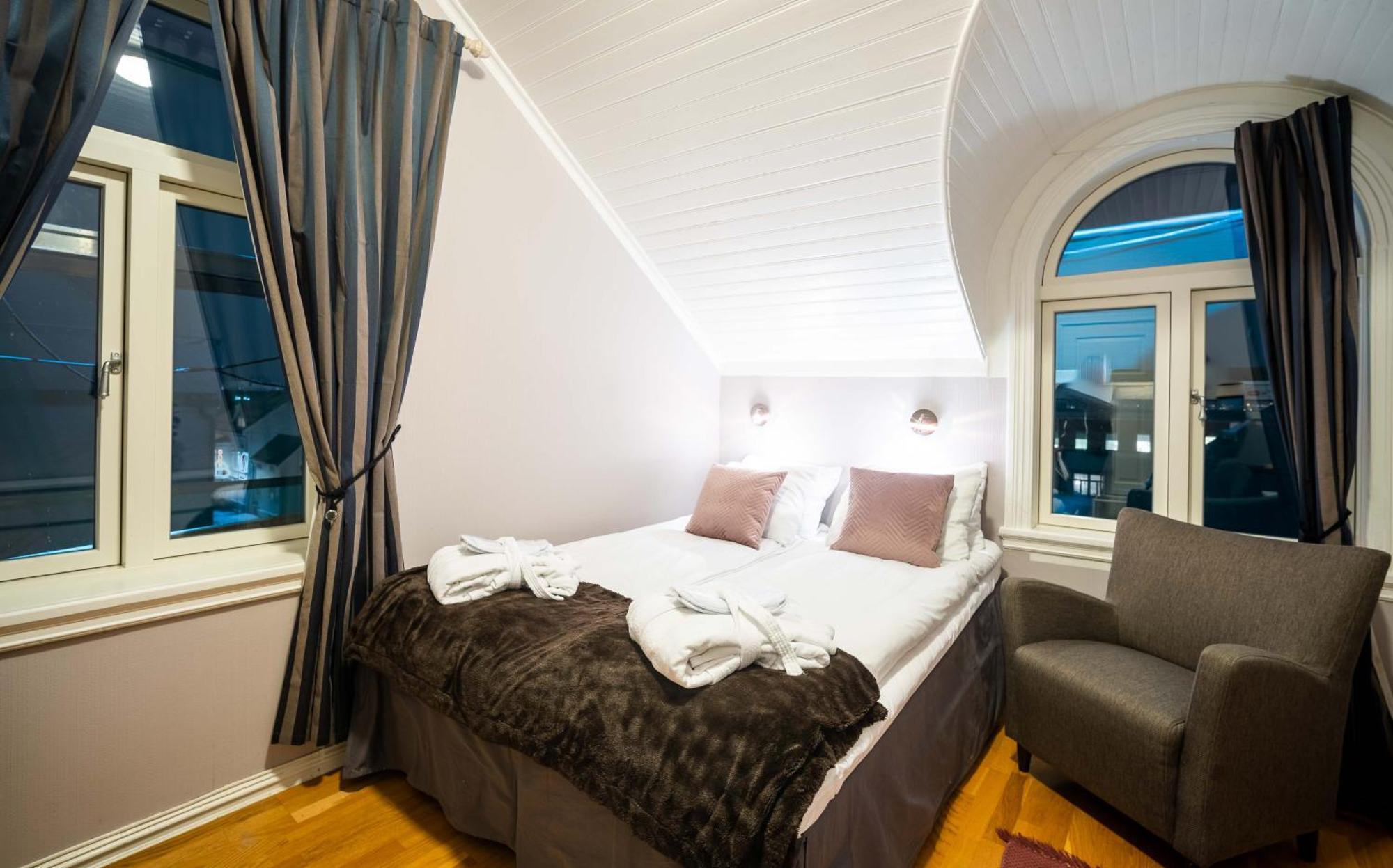 Enter Tromso - Exclusive 4 Bedroom Villa Exterior foto
